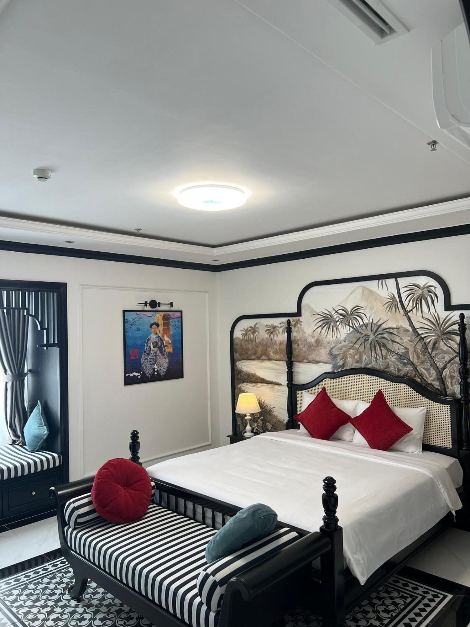 Mercy Emerald Hotel Da Nang Exterior foto